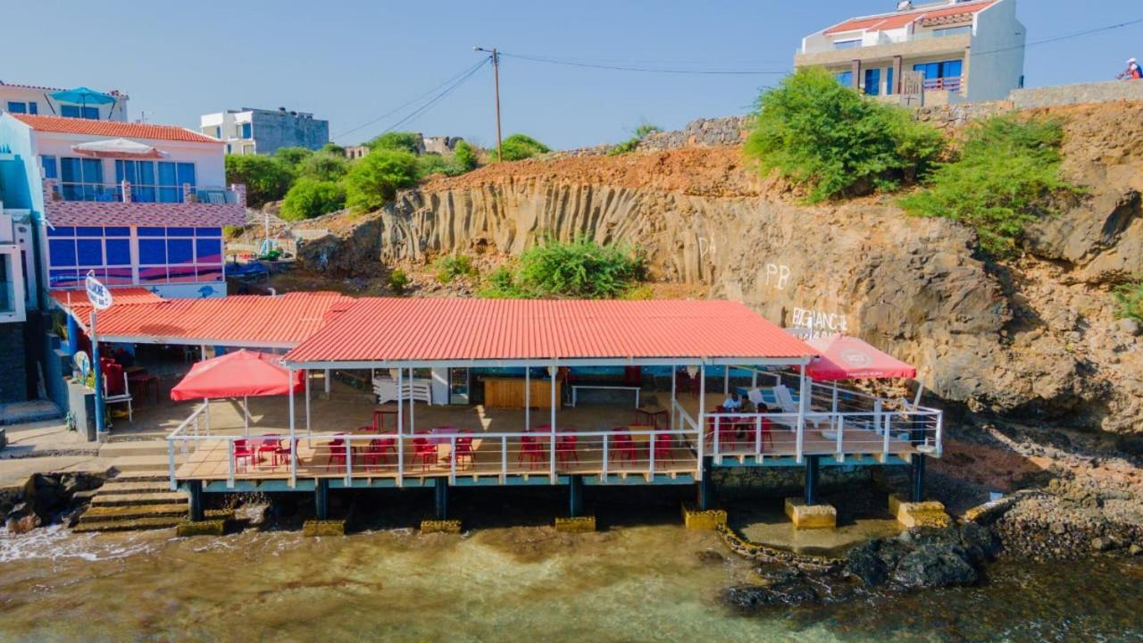 דירות Praia Baixo Sea View Big Lanche מראה חיצוני תמונה